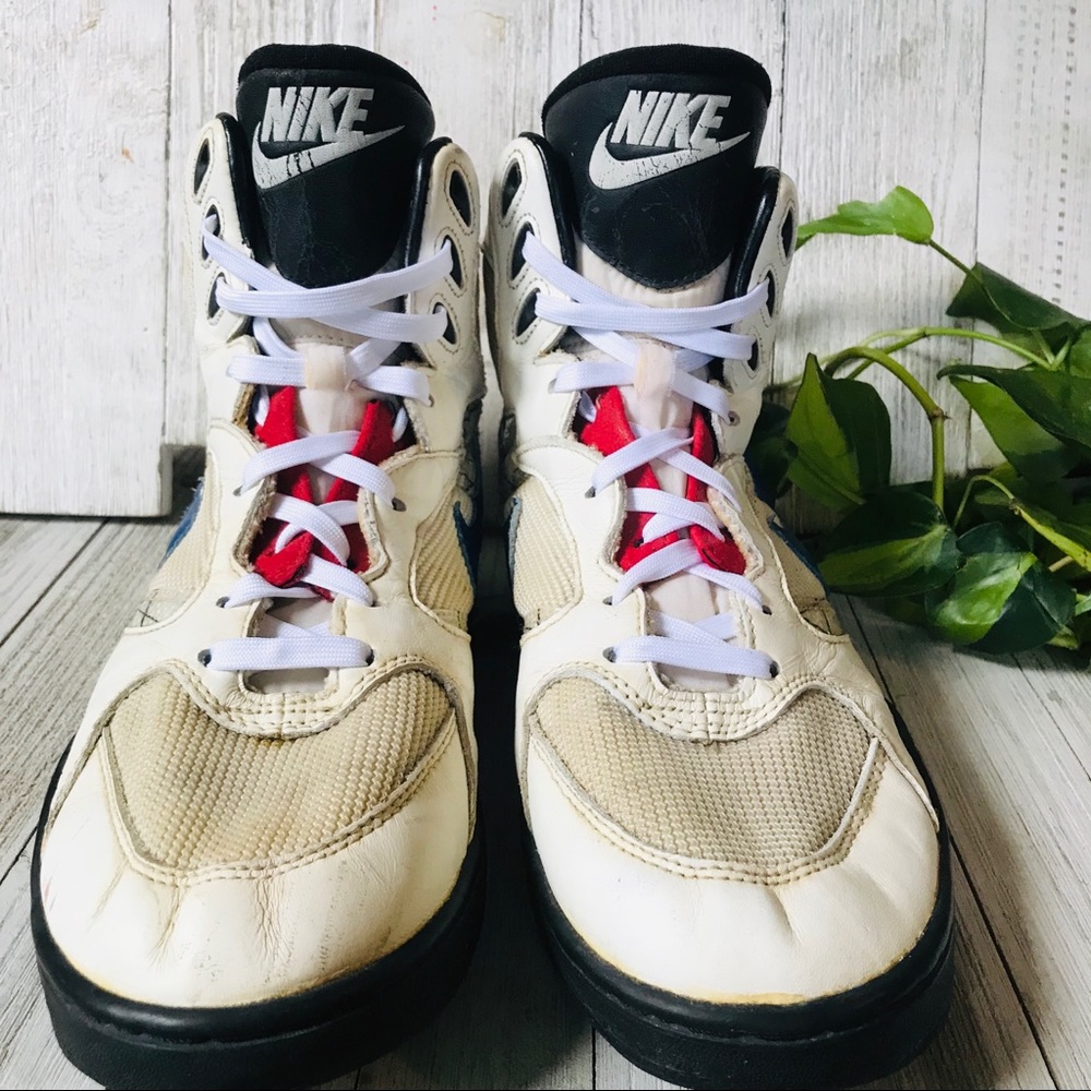 1993 Vintage Nike Hi Top Sneaker Shoes - Picture 2 of 8